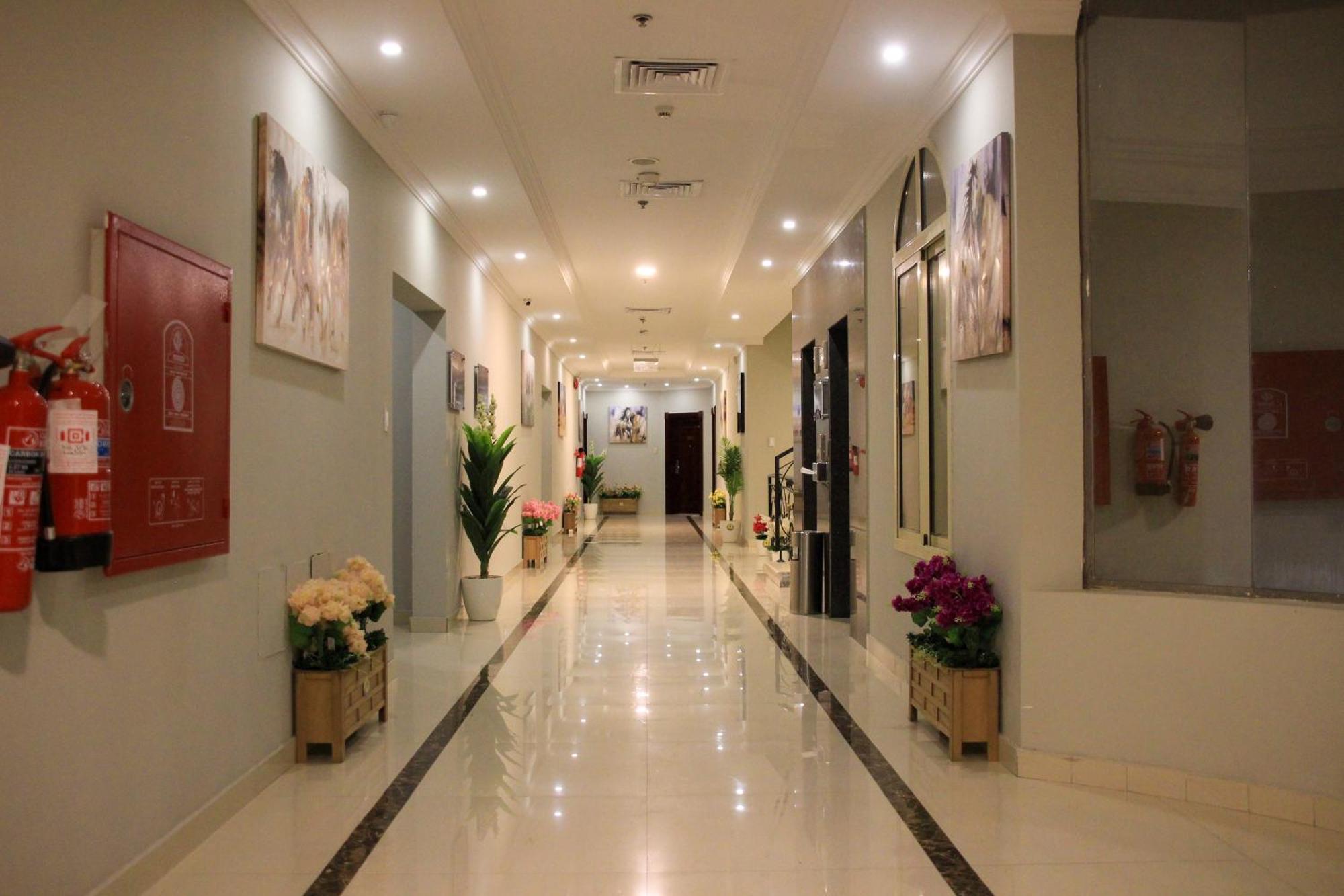 Swat Olaya Hotel Apartments อัลโคห์บาร์ ภายนอก รูปภาพ
