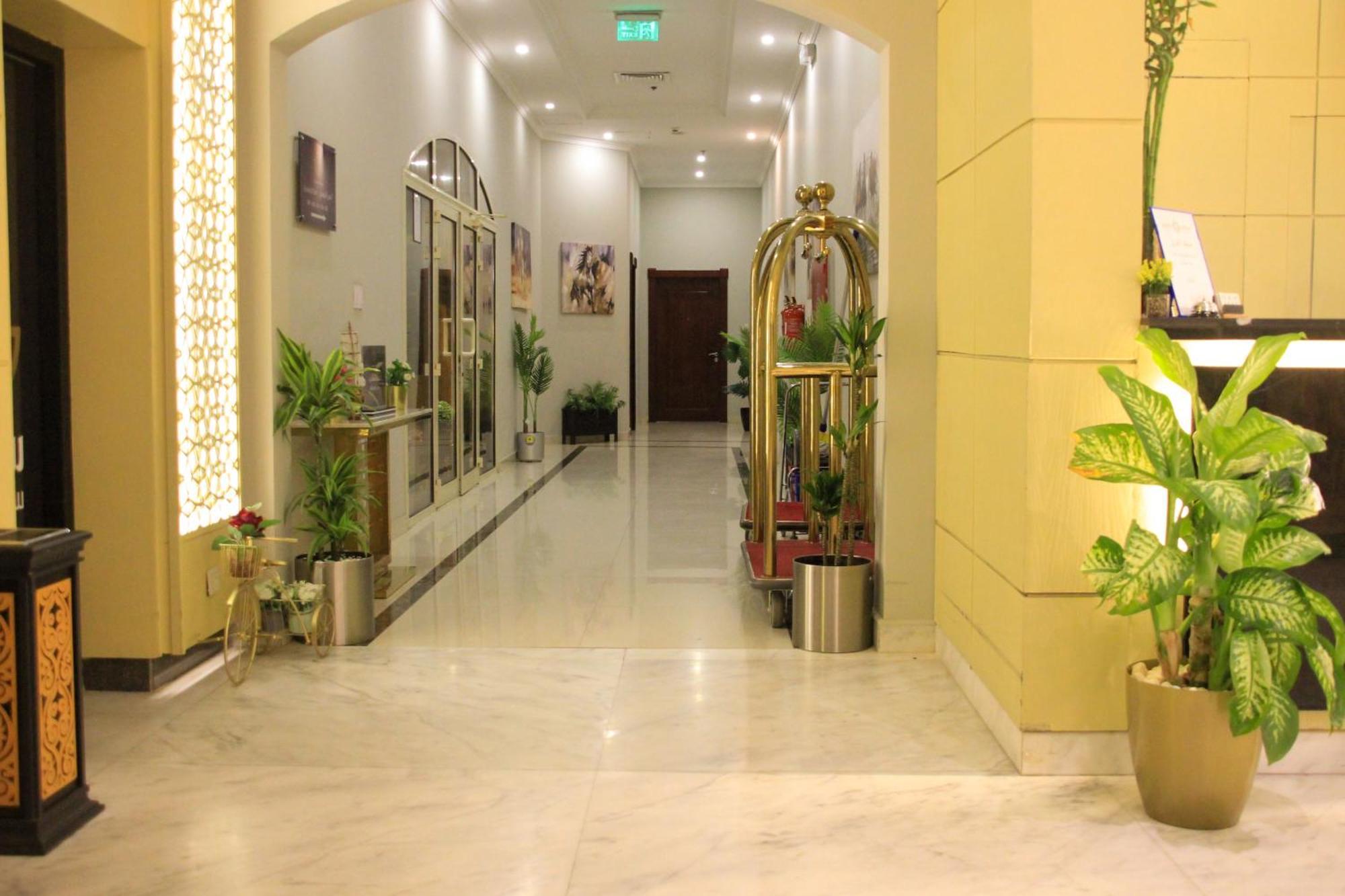 Swat Olaya Hotel Apartments อัลโคห์บาร์ ภายนอก รูปภาพ